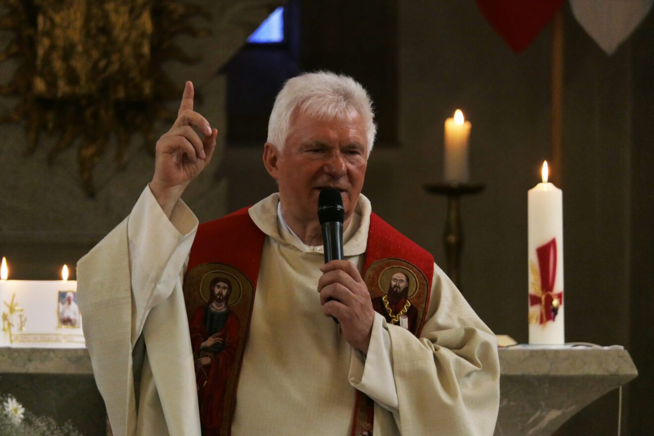 Pfarrer Gerhard Kästel aus Geinsheim feierte Dankamt zum Priesterjubiläum