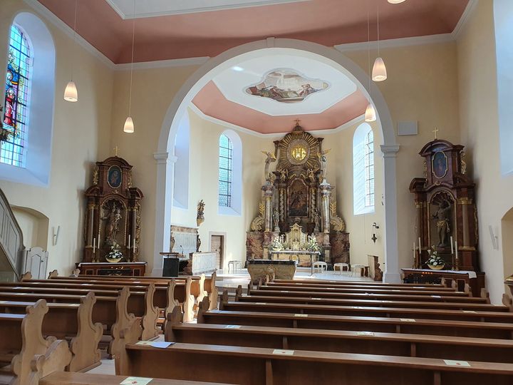 ＂Komm und sieh＂ - Einladung zum Gottesdienst nach St. Remigius