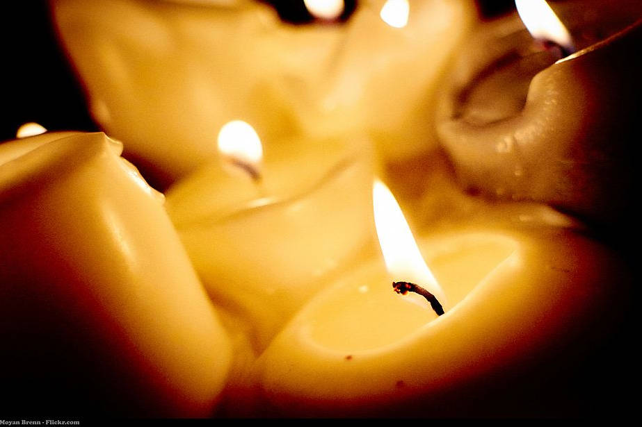 Kerzen - (Foto von Moyan Brenn)