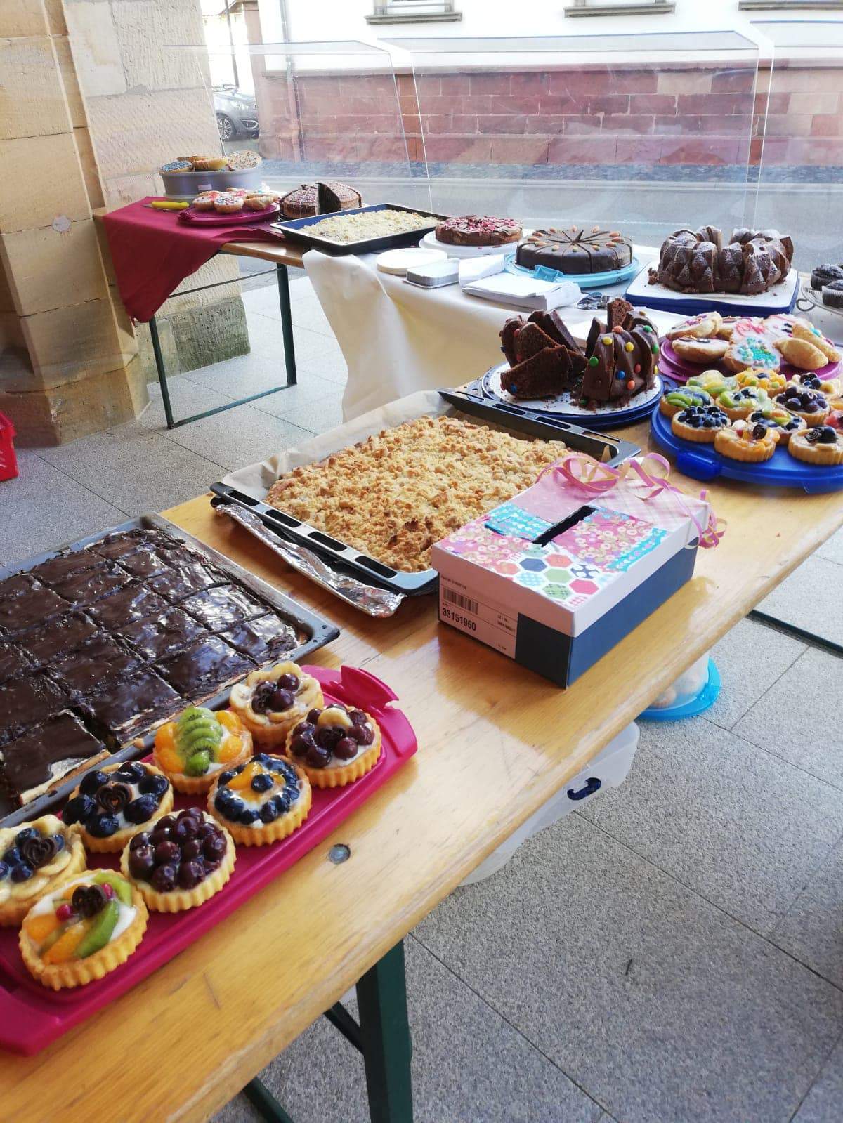 Kuchenverkauf nach Faschingsgottesdienst war ein voller Erfolg