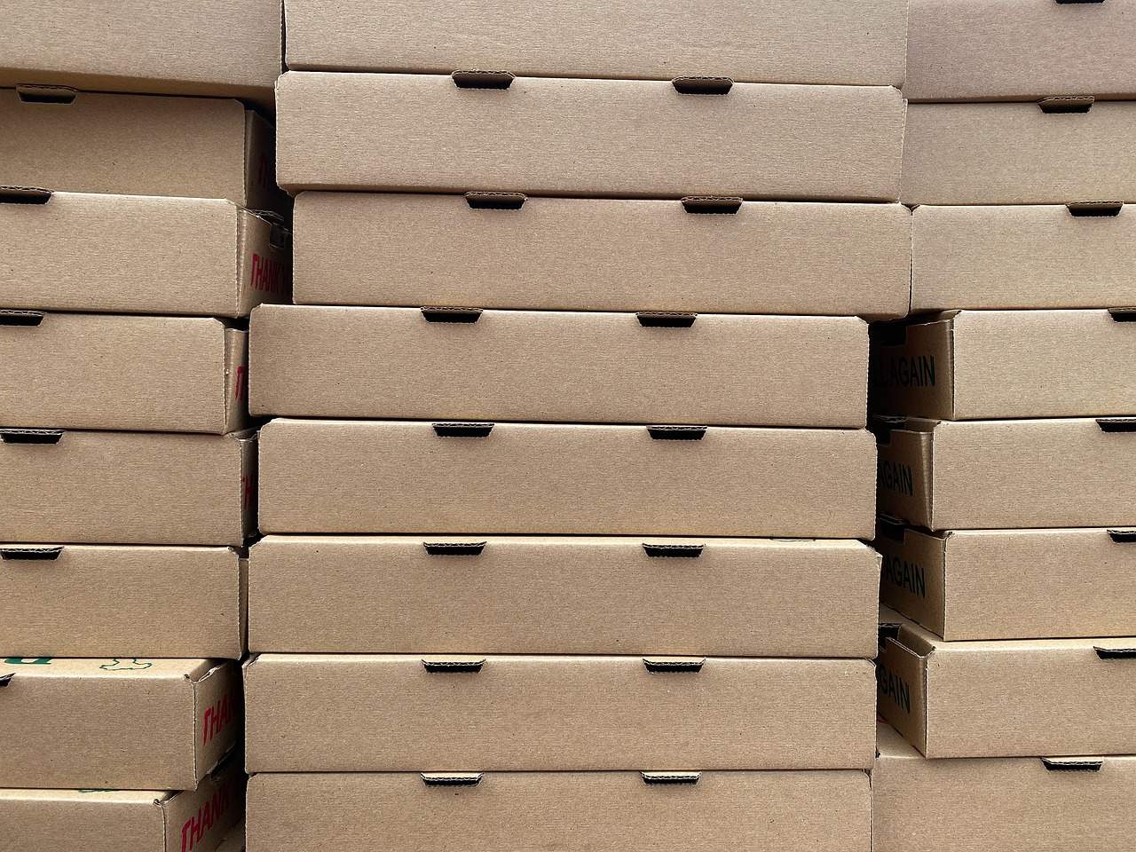 Pizzakartons ＂statt＂ Blumenteppich