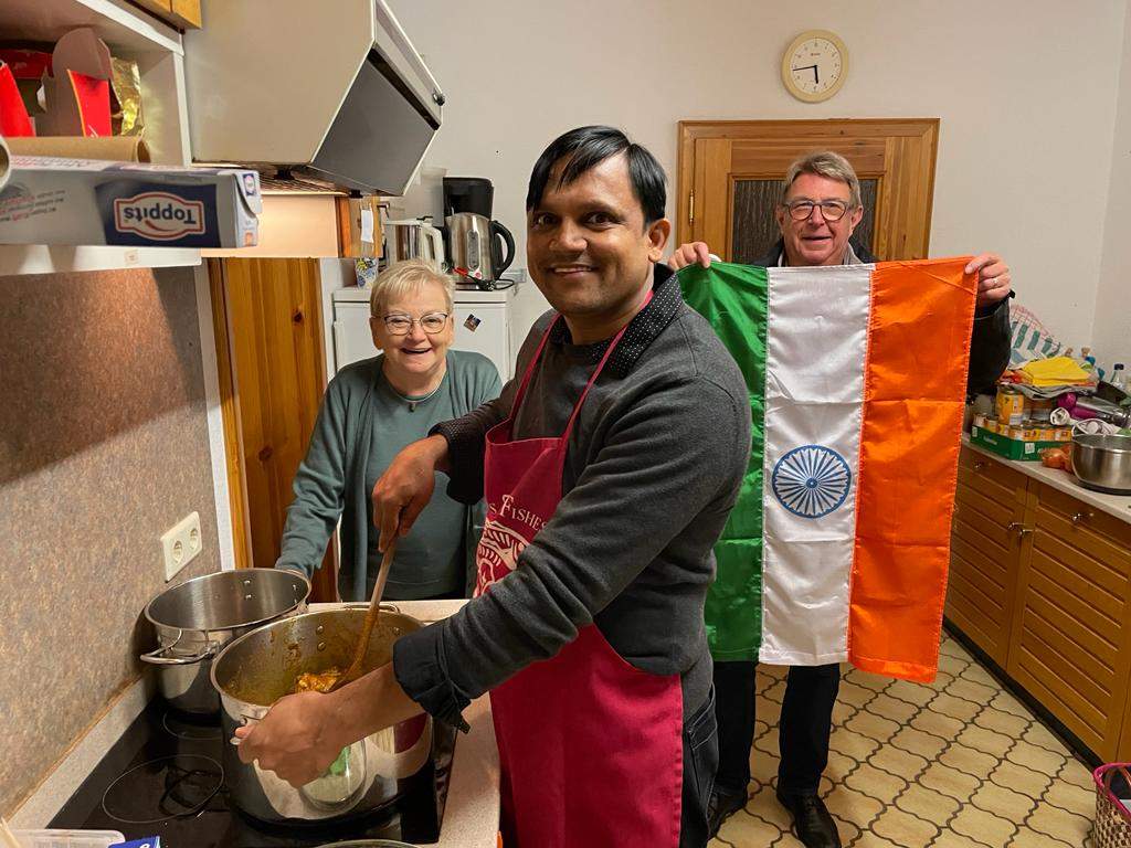 Tschüss, lieber Naveen! Pater Naveen SCJ hat uns einen Brief geschrieben