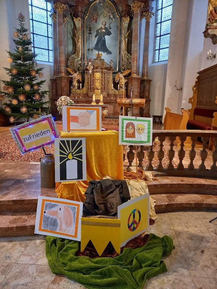 Gelungener Schulgottesdienst der Gebrüder-Ullrich-Realschule-plus Maikammer-Hambach